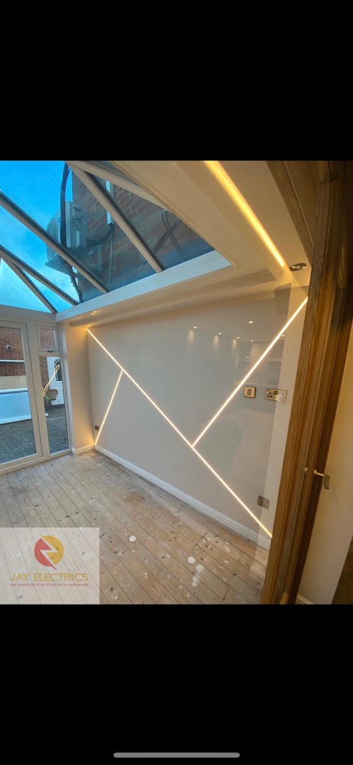 Jay Electrics — Photos 1
